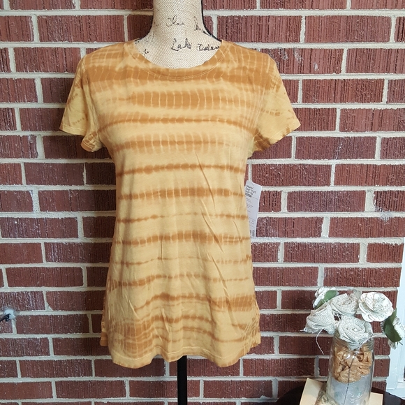 Athleta Golden Orange Organic Daily Tie Dye Crew Neck Tee Shirt Medium NWT - Picture 3 of 7